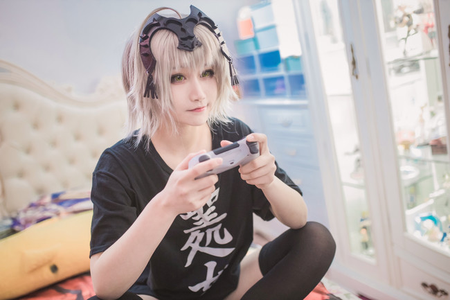 开云官网_你在哄抢的人潮中站稳脚跟了吗(图2) 开云体育app